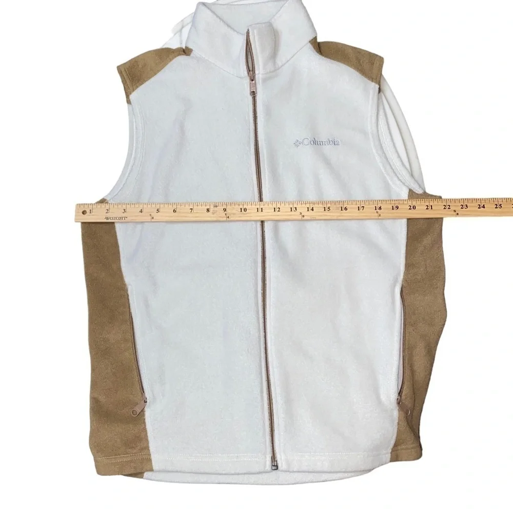 Columbia men’s‎ fleece vest size medium.